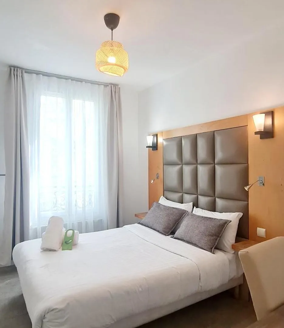Hotel De France 18 Parigi