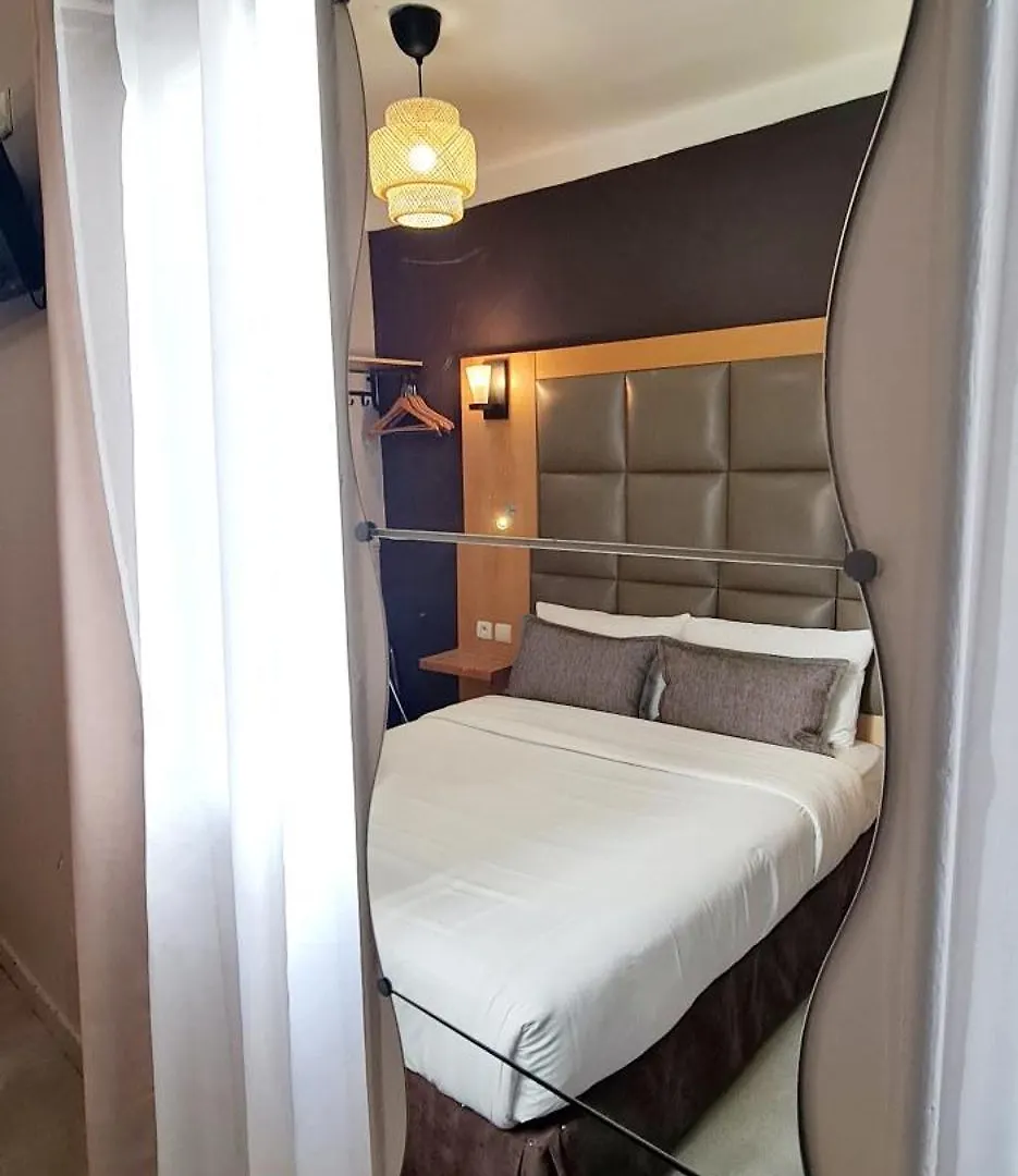 De France 18 * Paris